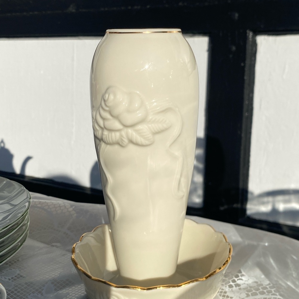 Elegant Cream Vase with Gold Trim